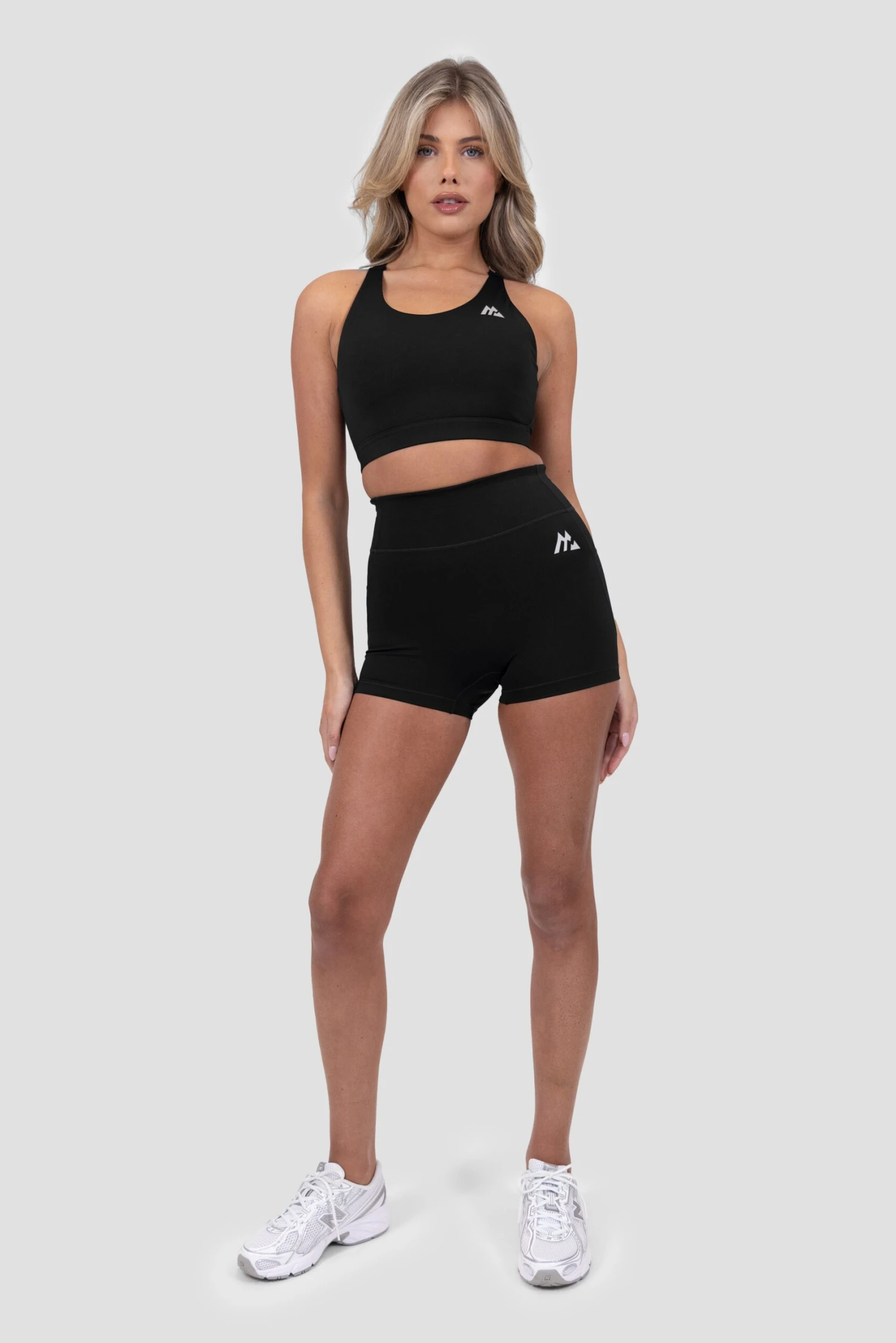 Aura Bra - Black Aura Bra - Black -MONTIREX CLOHTING SALE 4cqPpStZv8hA OaVB97e E0FFW KYtiLX6A4ri6O9qQ scaled