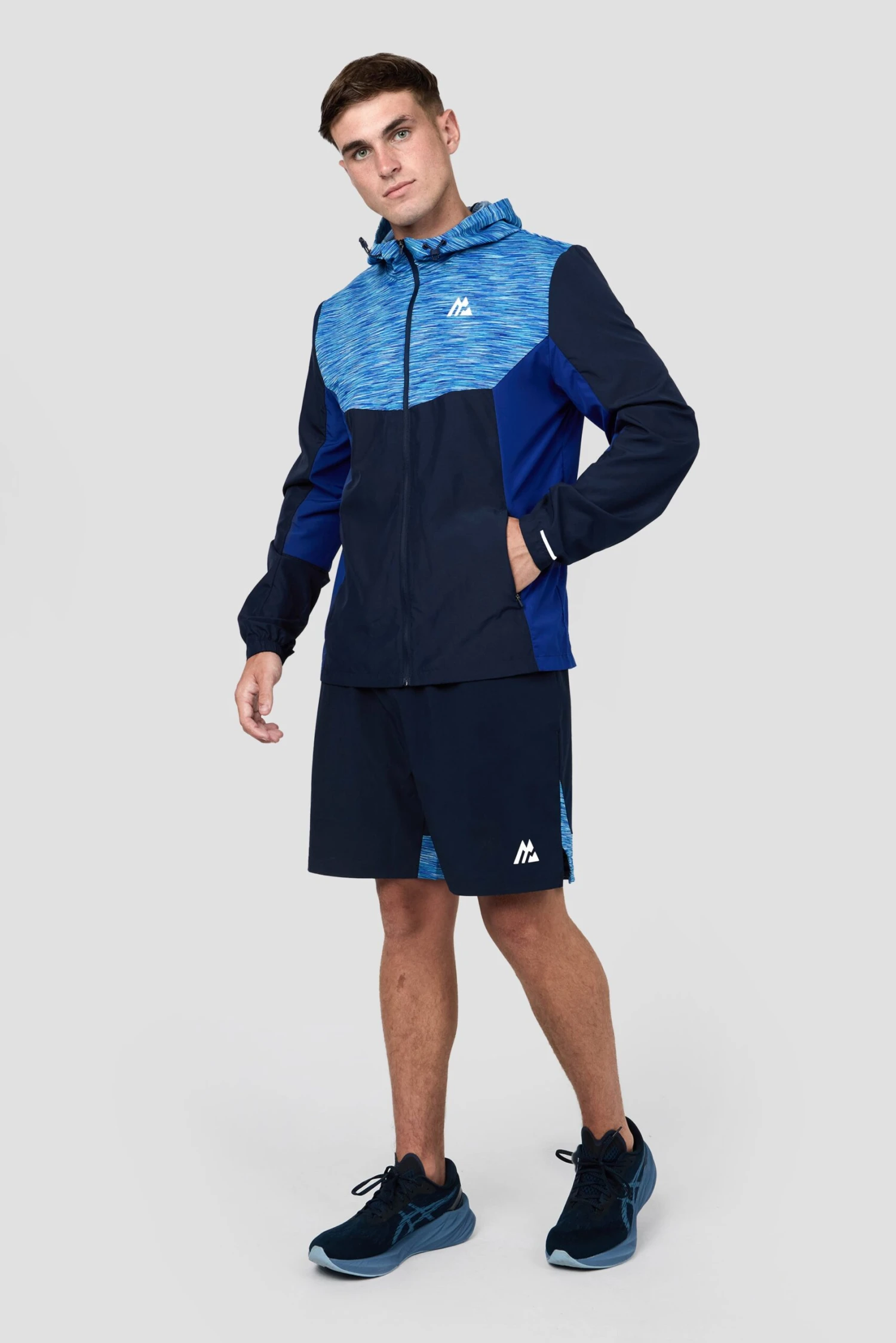 Trail Panel Short - Navy/Royal Blue Multi Trail Panel Short - Navy/Royal Blue Multi -MONTIREX CLOHTING SALE BLd4i7xPbBy6F4Ziy0zJgDJTYoedMPb4B655OU3s6hU scaled