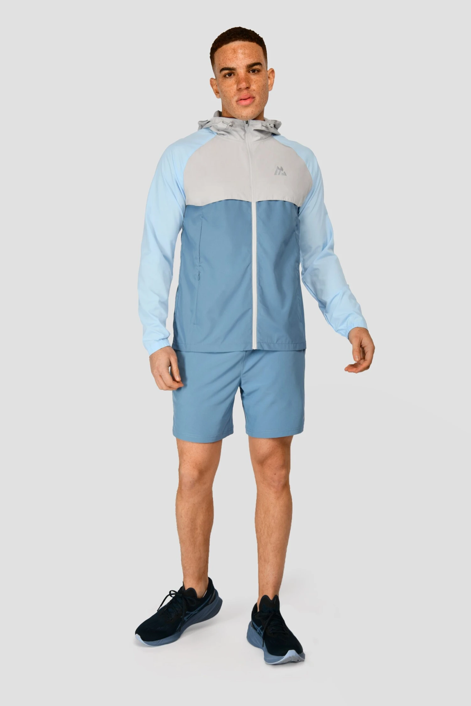 Breeze Windbreaker - Moonstone/Light Smoke Grey/Steel Blue Breeze Windbreaker - Moonstone/Light Smoke Grey/Steel Blue -MONTIREX CLOHTING SALE BREEZE WINDBREAKER MOONSTONE LT SMOKE GREY STEEL BLUE front scaled