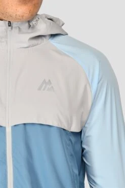 Breeze Windbreaker - Moonstone/Light Smoke Grey/Steel Blue 6 Breeze Windbreaker - Moonstone/Light Smoke Grey/Steel Blue -MONTIREX CLOHTING SALE BREEZE WINDBREAKER MOONSTONE LT SMOKE GREY STEEL BLUE logo detail