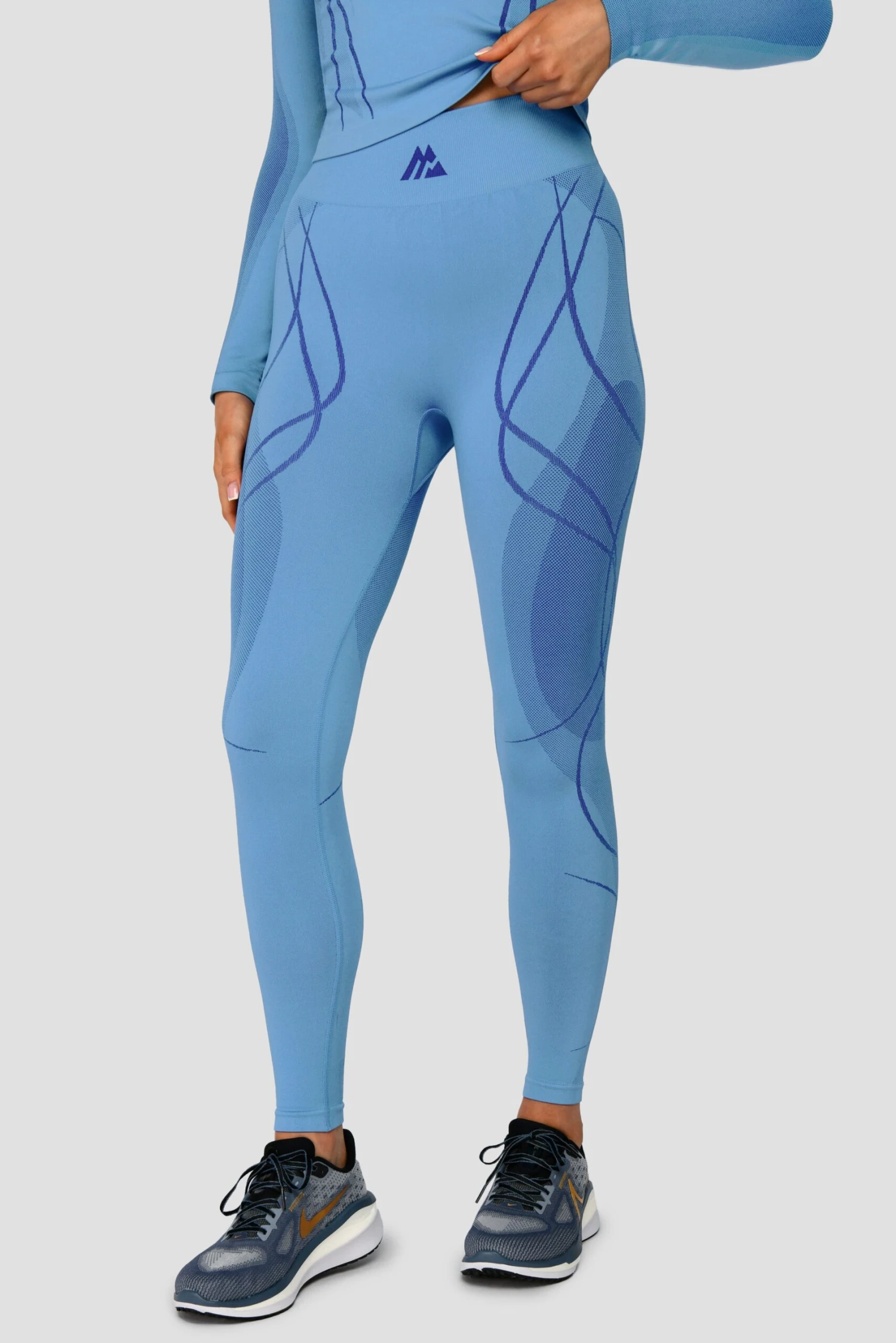Contour Seamless Legging - Powder Blue/Egyptian Blue Contour Seamless Legging - Powder Blue/Egyptian Blue -MONTIREX CLOHTING SALE ContourSeamlessLegging PowderBlue EgyptianBlue CloseFront scaled