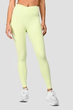 Elevate Legging - Honeydew Green -MONTIREX CLOHTING SALE Elevate Legging Honeydew Green front