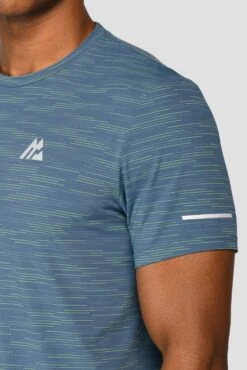 Fly 2.0 T-Shirt - Steel Blue/OG Neon/Moonstone 6 Fly 2.0 T-Shirt - Steel Blue/OG Neon/Moonstone -MONTIREX CLOHTING SALE FLY 2.0 TEE STEEL BLUE OG NEON MOONSTONE Logo detail