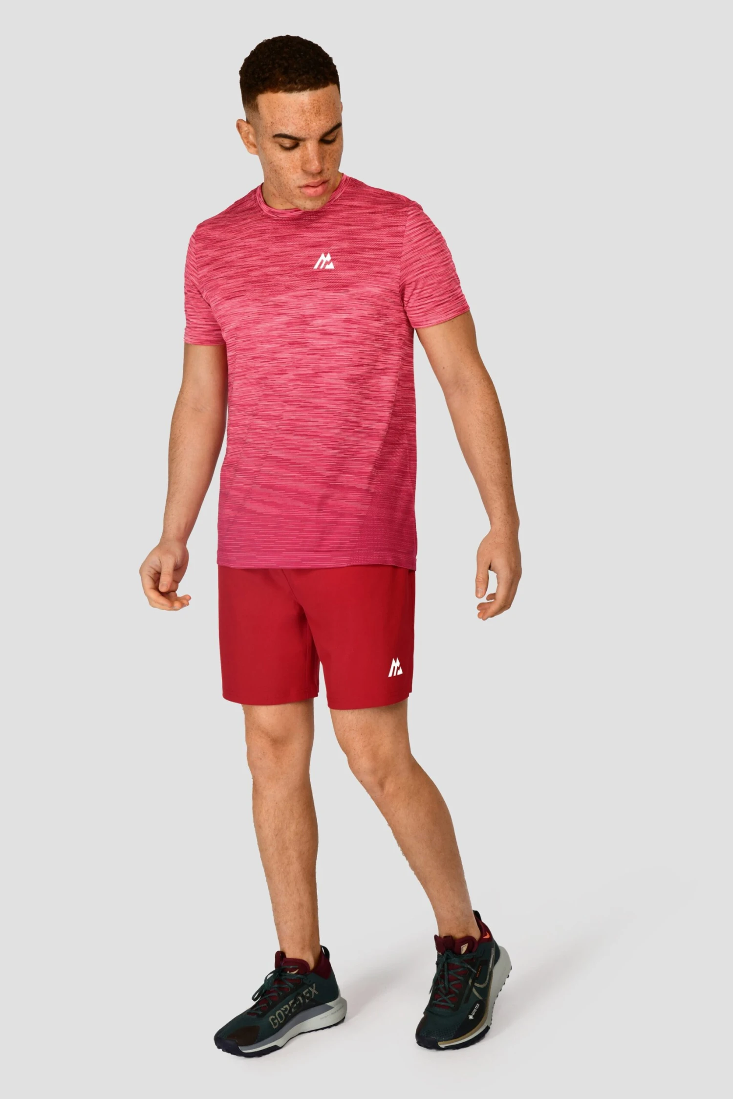 Fly 2.0 Short - Burgundy Fly 2.0 Short - Burgundy -MONTIREX CLOHTING SALE FLY SHORT BURGENDY full front scaled
