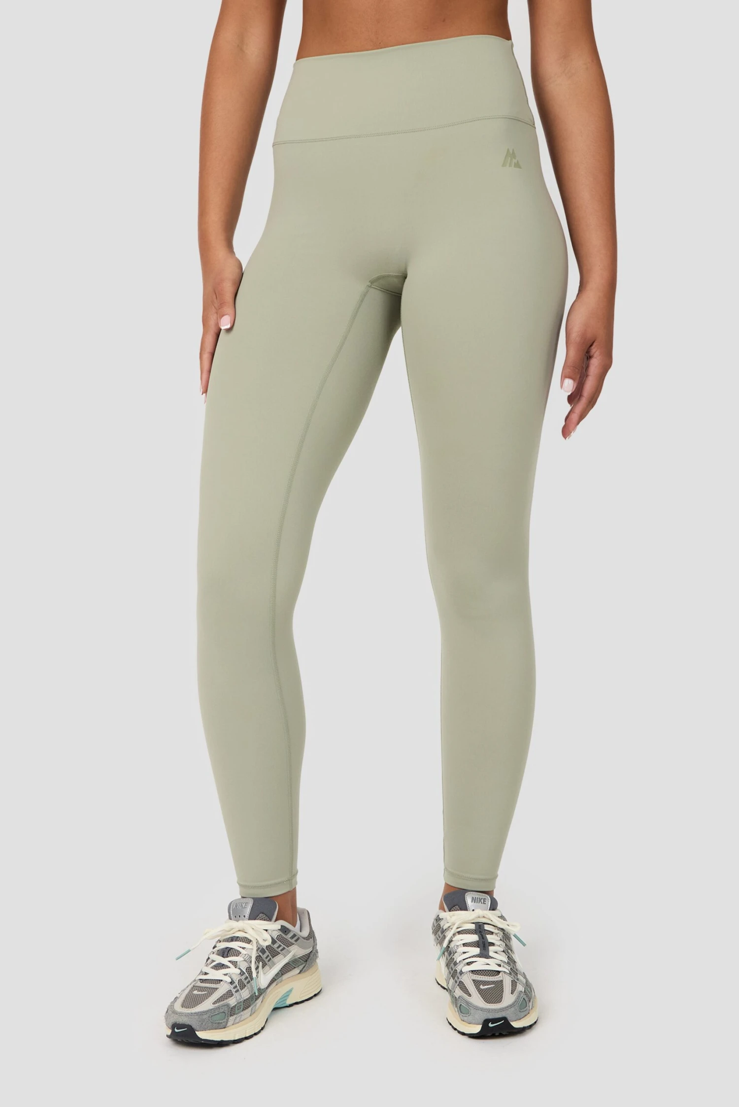 Form Legging - Herb Form Legging - Herb -MONTIREX CLOHTING SALE FORM LEGGING DRIEDSAGE 3 scaled