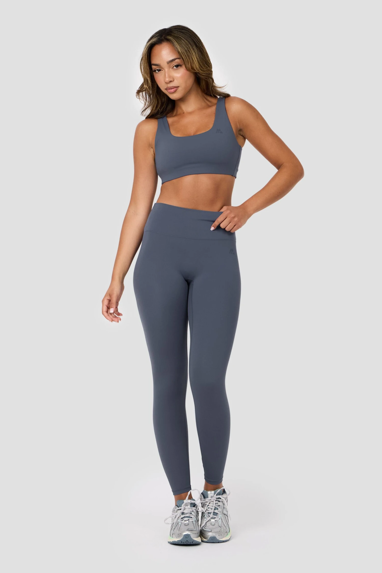 Form Legging - Greyed Indigo Form Legging - Greyed Indigo -MONTIREX CLOHTING SALE FORM LEGGING GREYEDINDIGO 5 scaled