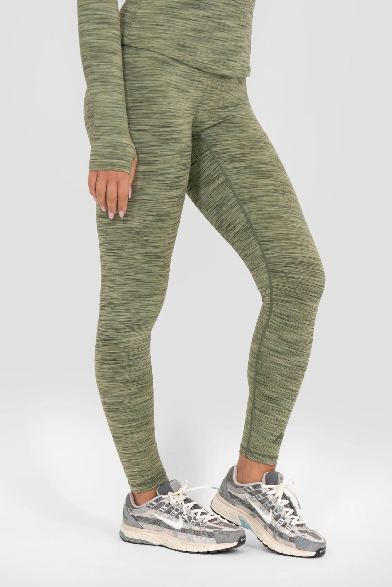 Icon Lite Legging - Khaki Multi Icon Lite Legging - Khaki Multi -MONTIREX CLOHTING SALE ICON LITE LEGGING OIL GREEN FOUR LEAF CLOVER TEA Close Side Other scaled