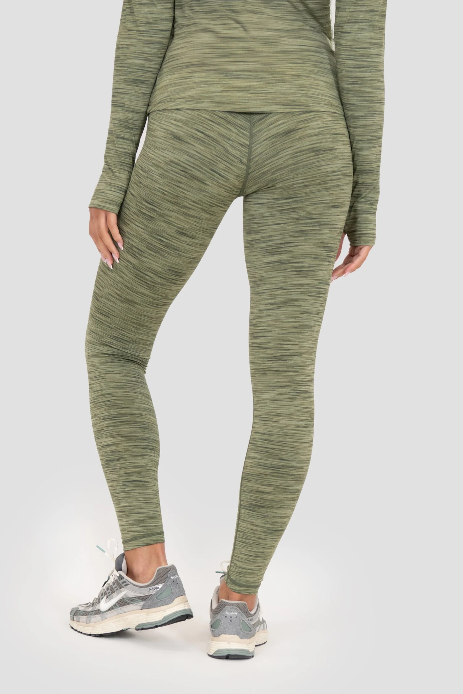 Icon Lite Legging - Khaki Multi Icon Lite Legging - Khaki Multi -MONTIREX CLOHTING SALE ICON LITE LEGGING OIL GREEN FOUR LEAF CLOVER TEA Close Back scaled