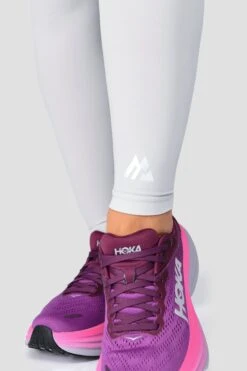Icon Contrast Legging - Light Smoke Grey/Pink Glo/Electric Purple -MONTIREX CLOHTING SALE IconContrastLegging LightSmokeGrey PinkGlo ElectricPurple detail1