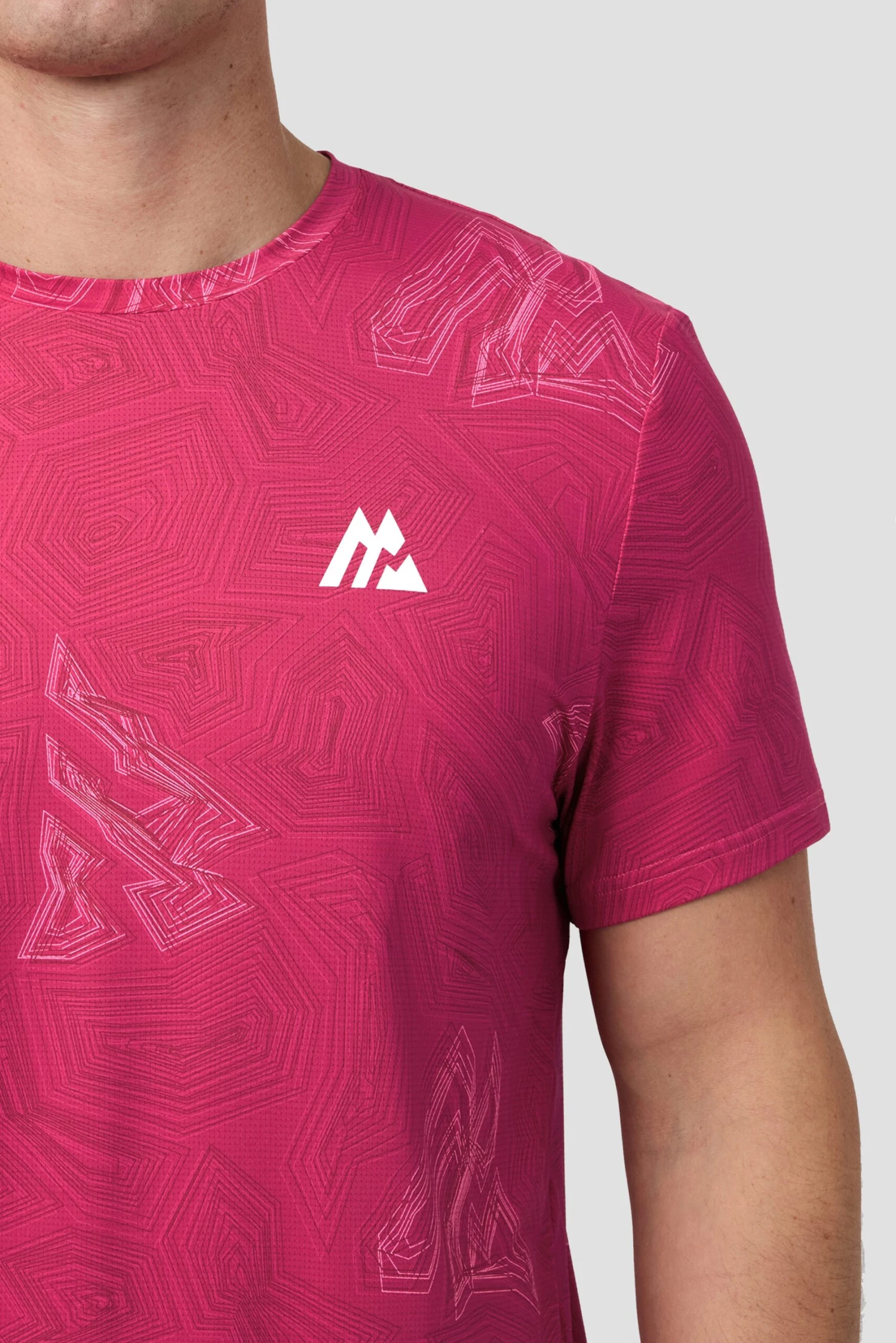 Geo M Print T-Shirt - Cherry Geo M Print T-Shirt - Cherry -MONTIREX CLOHTING SALE KYD8DnVOKlh9d75cWUerDB43sdz4s4Pdlp8c14A1oWE scaled