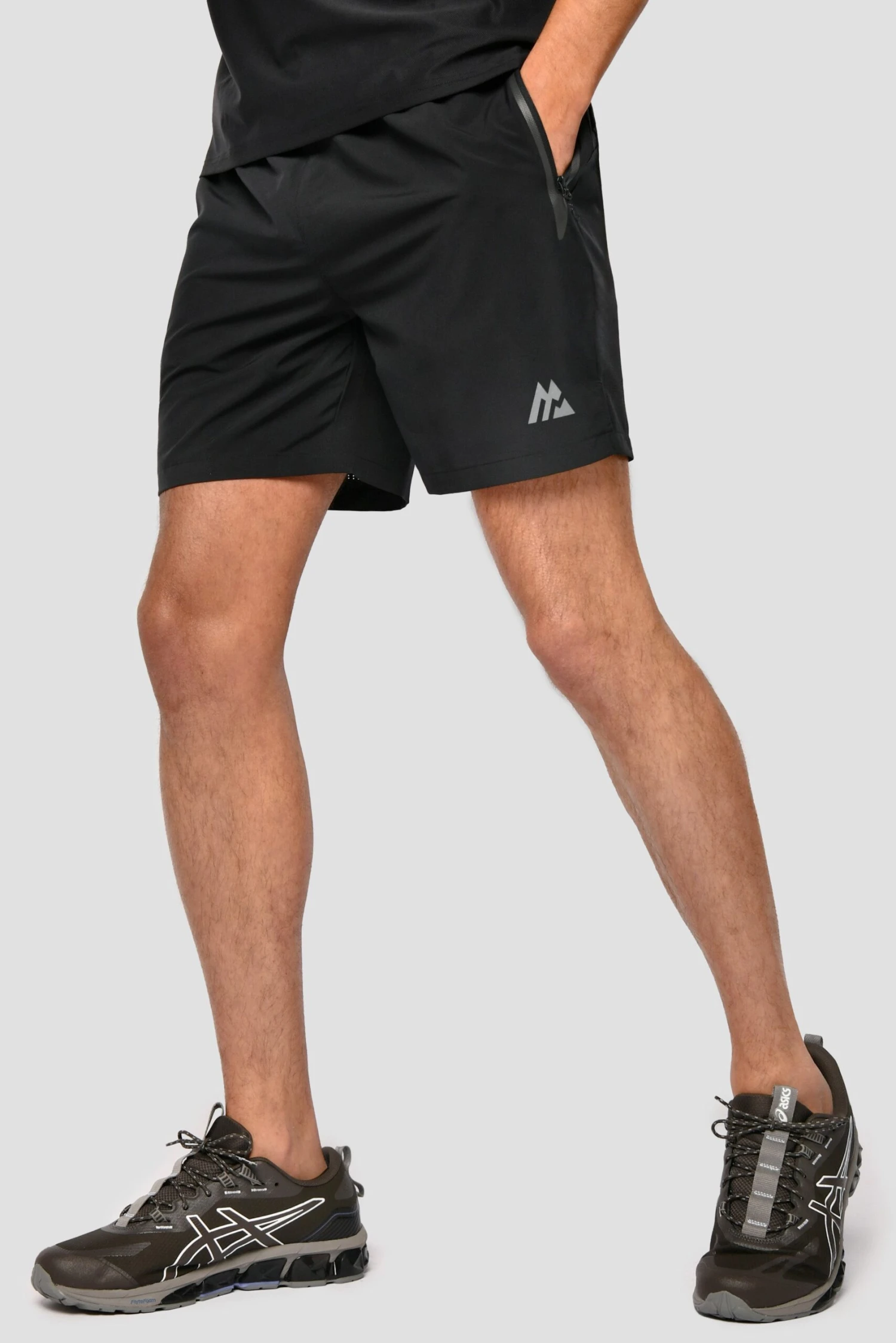 Lumos Short - Black Lumos Short - Black -MONTIREX CLOHTING SALE LumosShorts Black side scaled