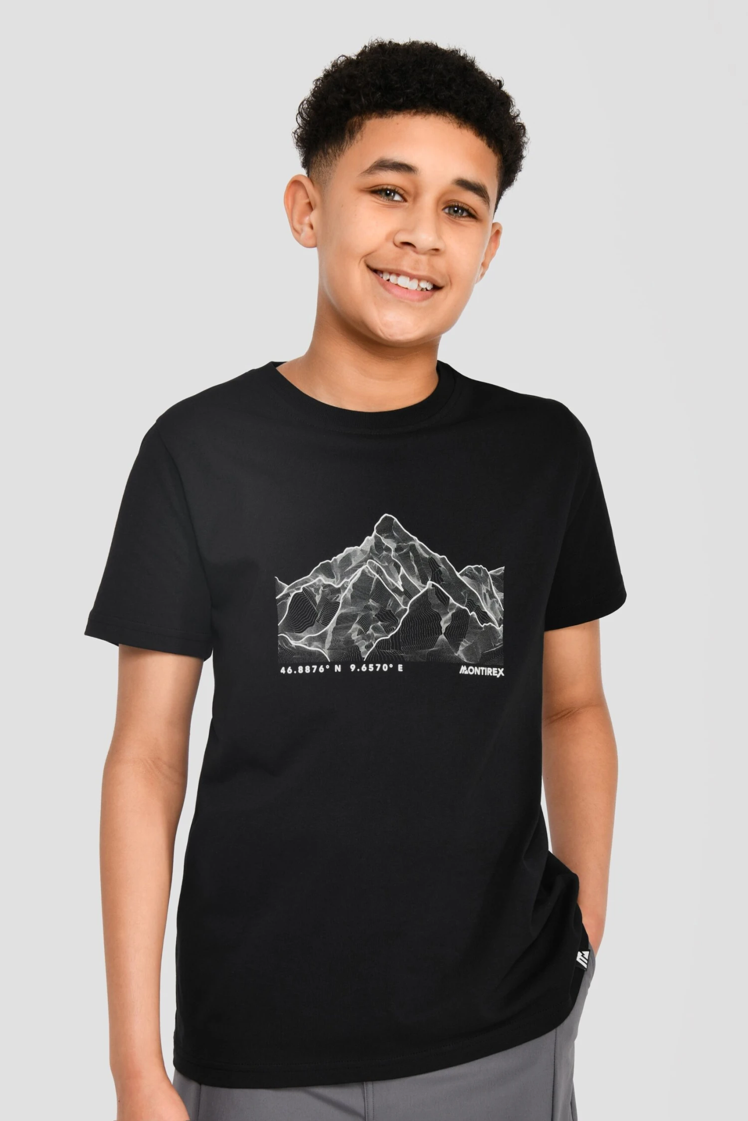 Junior Mountain Range 2.0 T-Shirt - Black Junior Mountain Range 2.0 T-Shirt - Black -MONTIREX CLOHTING SALE MOUNTAIN RANGE 2.0 TEE BLACK close front scaled