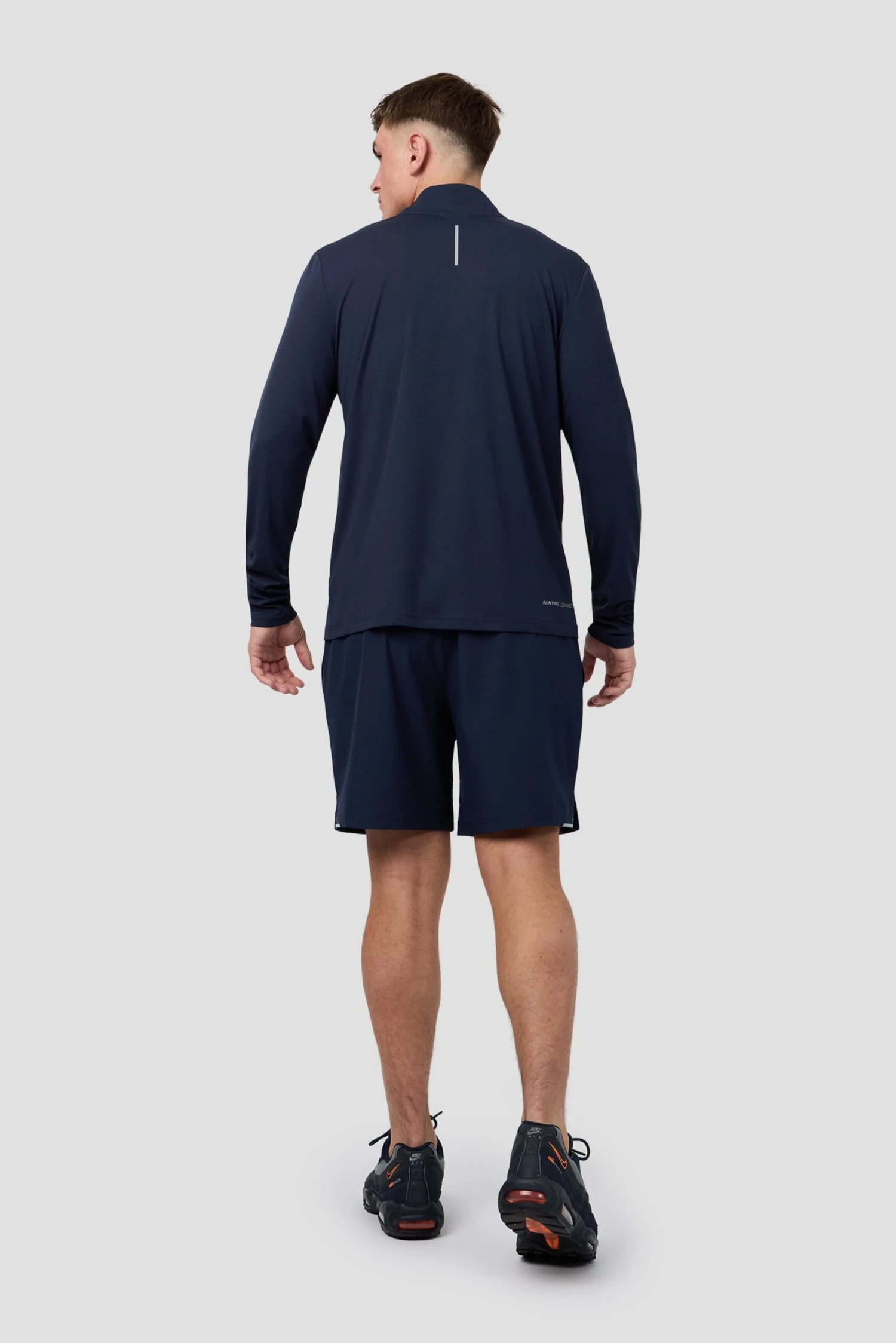 Peak Gridded Polartec® 1/4 Zip - Midnight Blue Peak Gridded Polartec® 1/4 Zip - Midnight Blue -MONTIREX CLOHTING SALE PEAKGRIDDED 1 4 ZIP BLACKIRIS 4 scaled