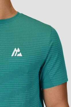 Speed Seamless T-Shirt - Deep Sea/Mountain Meadow -MONTIREX CLOHTING SALE SPEED SEAMLESS TEE DEEP SEA MOUNTAIN MEADOW logo detail jpg