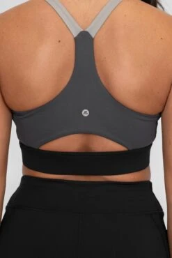 Stride Sports Bra - Black/Basalt/Asphalt 6 Stride Sports Bra - Black/Basalt/Asphalt -MONTIREX CLOHTING SALE STRIDE BRA BLACK BEAUTY ULTIMATE GRAY ASPHALT Back Detail