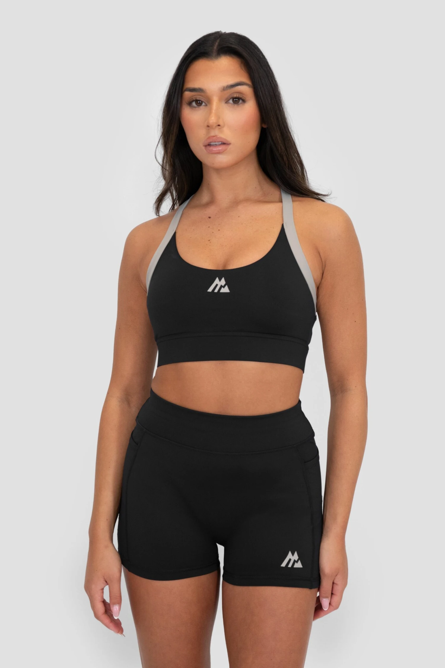 Stride Sports Bra - Black/Basalt/Asphalt Stride Sports Bra - Black/Basalt/Asphalt -MONTIREX CLOHTING SALE STRIDE BRA BLACK BEAUTY ULTIMATE GRAY ASPHALT Close Front scaled