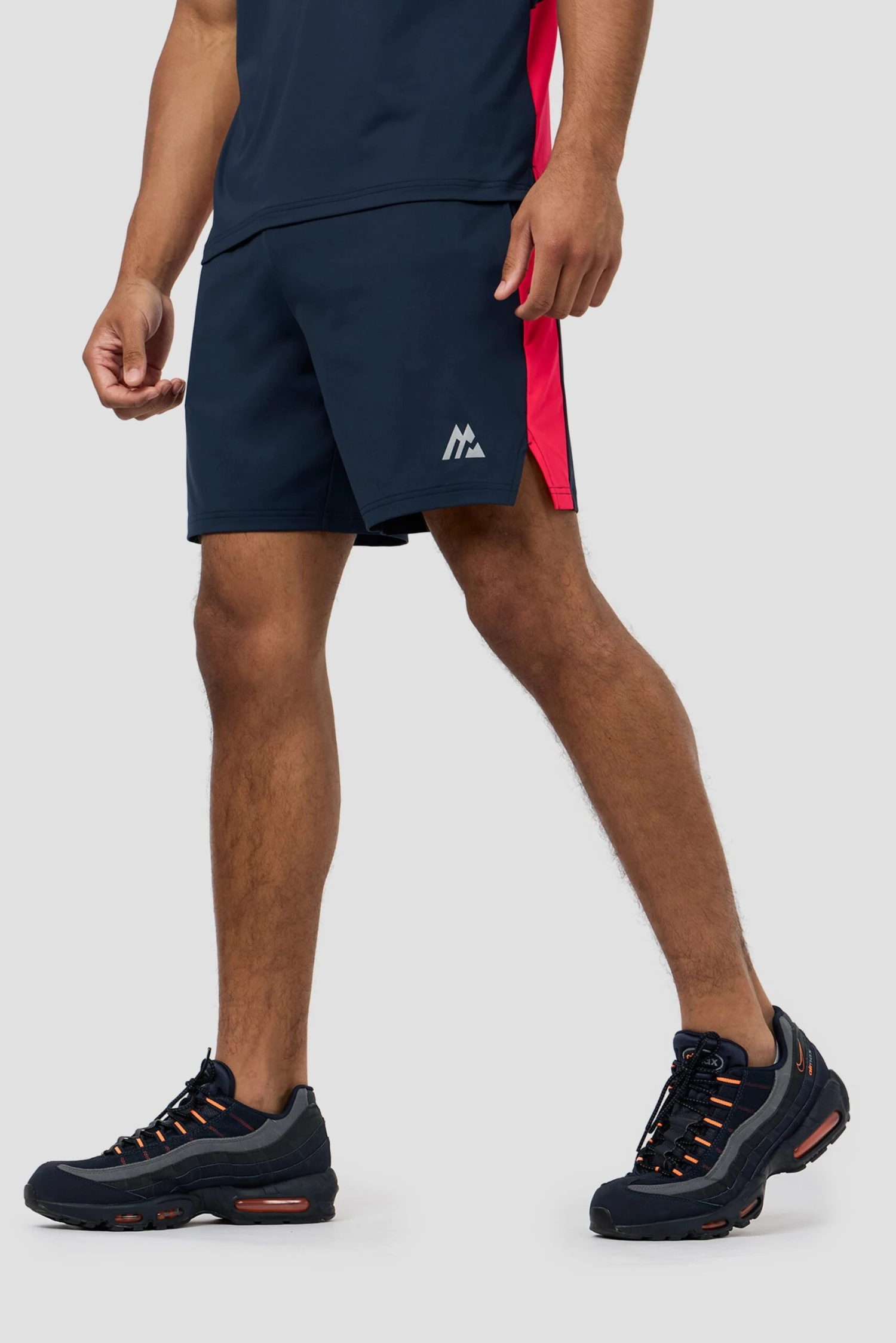 Strike Short - Midnight Blue/Shocking Pink Strike Short - Midnight Blue/Shocking Pink -MONTIREX CLOHTING SALE STRIKE SHORT BLUE PINK 1 scaled