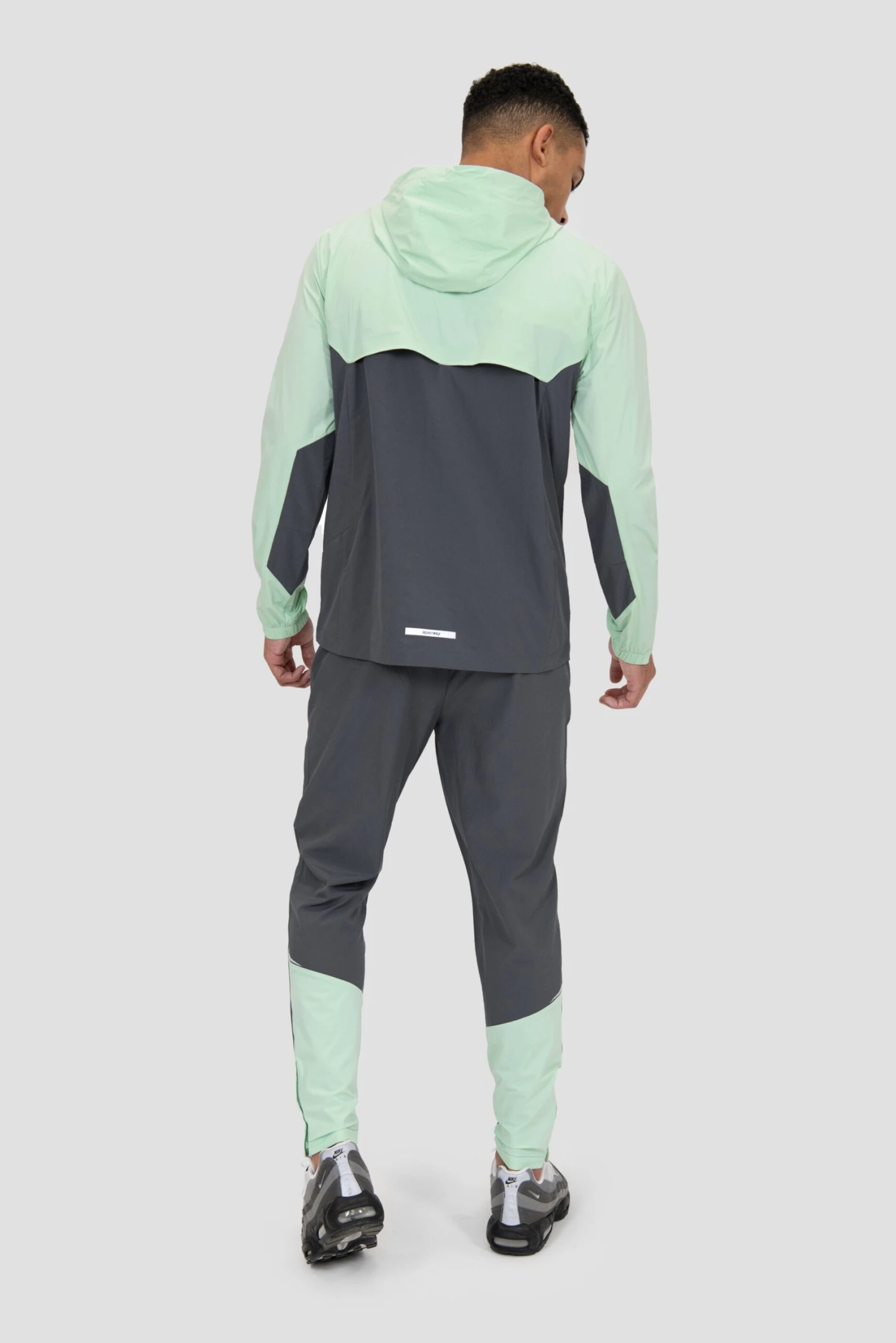 Surge 2.0 Jacket - Sea Foam/Slate Grey Surge 2.0 Jacket - Sea Foam/Slate Grey -MONTIREX CLOHTING SALE SURGE JACKET BIRDS EGG GREEN TURBULENCE full back scaled