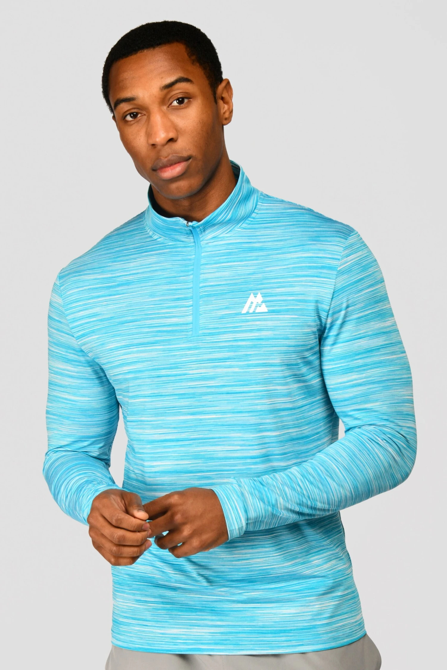 Trail 2.0 1/4 Zip - Neon Blue/White Trail 2.0 1/4 Zip - Neon Blue/White -MONTIREX CLOHTING SALE TRAIL 1 4 ZIP BLUEFISH ATOMIC BLUE WHITE close front scaled