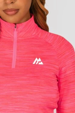Women's Trail 2.0 1/4 Zip - Neon Pink/Red 7 Women's Trail 2.0 1/4 Zip - Neon Pink/Red -MONTIREX CLOHTING SALE TRAIL 2.0 1 4 ZIP NEON PINK MAGENTA PINK PUNCH SHOCKING PINK FIESTA RED LOGO CLOSEUP