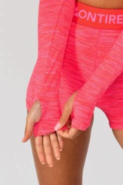 Trail Icon Long Sleeve Crop - Neon Pink/Red -MONTIREX CLOHTING SALE TRAIL ICON LS CROP NEON PINK MAGENTA PINK PUNCH SHOCKING PINK FIESTA RED sleeve detail