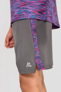 Junior Trail Panel Short - Dark Grey/Navy/Pink 8 Junior Trail Panel Short - Dark Grey/Navy/Pink -MONTIREX CLOHTING SALE TRAIL PANEL SHORT CEMENT GREY MIDNIGHT BLUE SHOCKING PINK logo detail