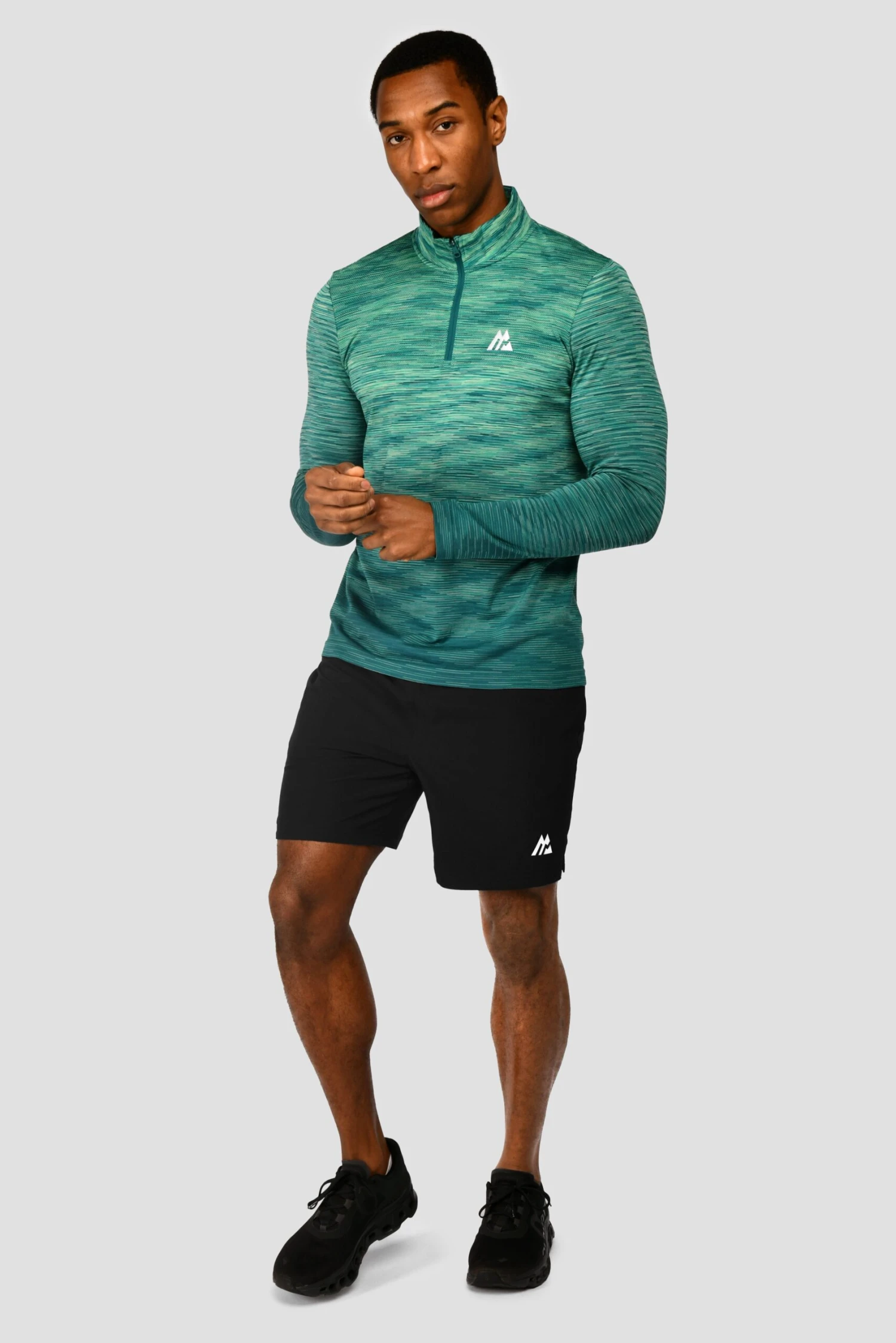 Trail Seamless 1/4 Zip - Mountain Meadow/Deep Sea Trail Seamless 1/4 Zip - Mountain Meadow/Deep Sea -MONTIREX CLOHTING SALE TRAIL SEAMLESS 1 4 ZIP MOUNTAIN MEADOW DEEP SEA front scaled