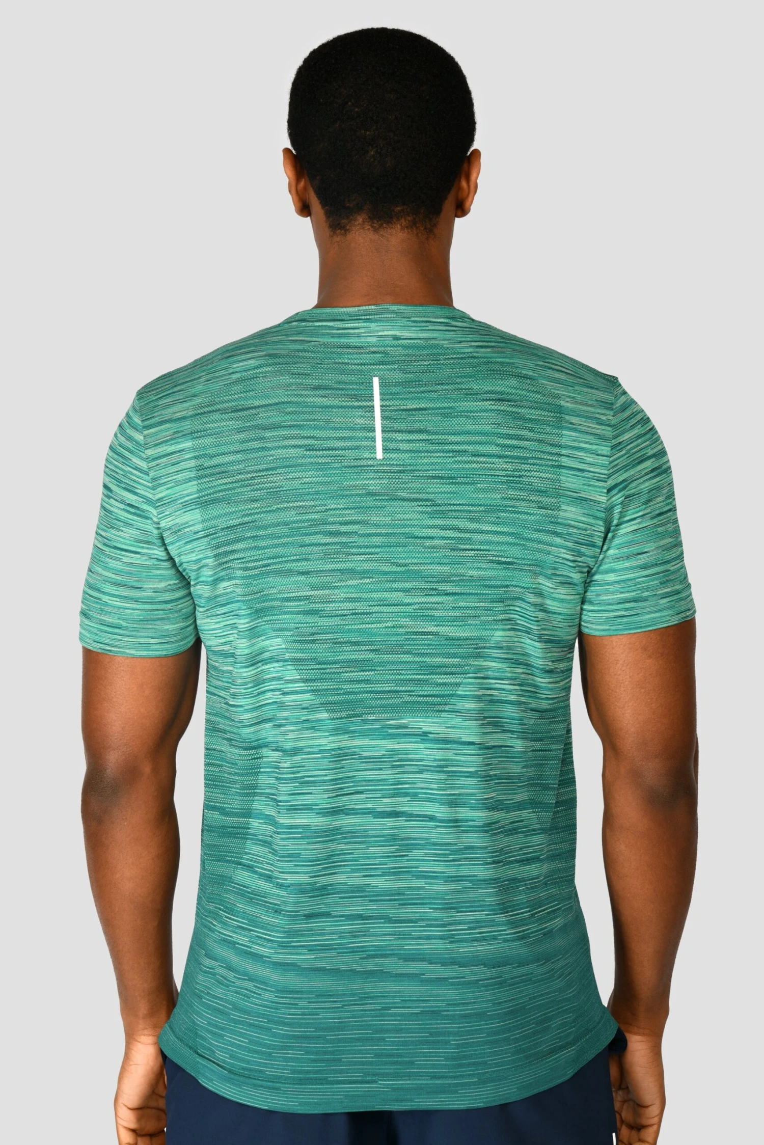 Trail Seamless T-Shirt - Mountain Meadow/Deep Sea Trail Seamless T-Shirt - Mountain Meadow/Deep Sea -MONTIREX CLOHTING SALE TRAIL SEAMLESS T SHIRT MOUNTAIN MEADOW DEEP SEA closeback scaled