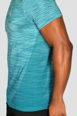Trail Seamless T-Shirt - Neon Blue/Maya Blue -MONTIREX CLOHTING SALE TRAIL SEAMLESS TEE NEON BLUE MAYA BLUE Seamless detail