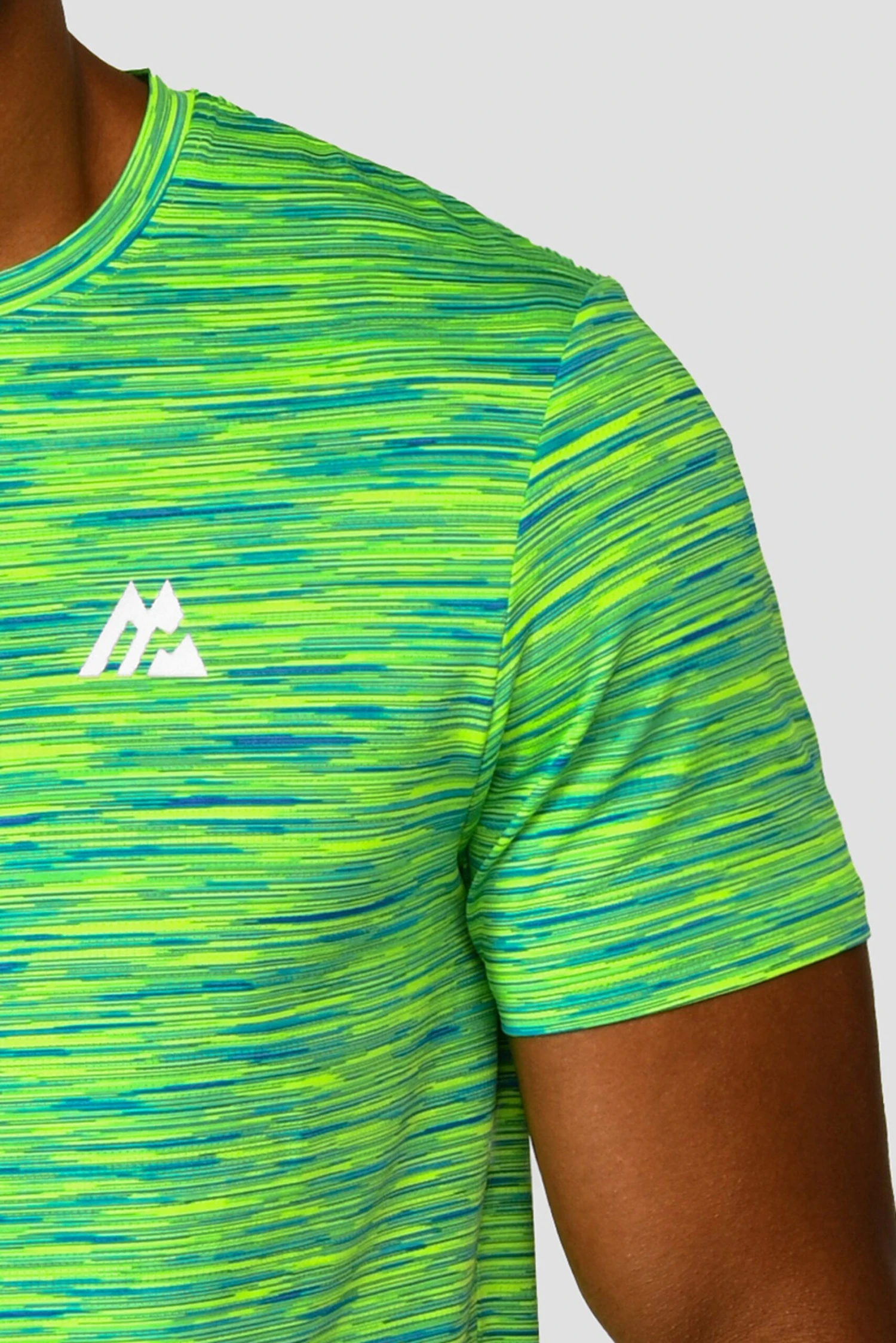 Trail 2.0 T-Shirt - OG Neon/Green Trail 2.0 T-Shirt - OG Neon/Green -MONTIREX CLOHTING SALE TRAIL TEE OG NEON PERSIAN GREEN NEON BLUE logo detail scaled