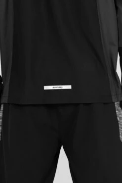 Trail Windbreaker - Black/Grey/White -MONTIREX CLOHTING SALE TRAIL 3.0 WINDBREAKER BLACK BEAUTY ASPHALT MONUMENT CASTLEROCK Back Reflective Detail