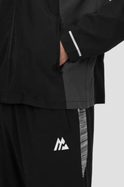 Trail Windbreaker - Black/Grey/White -MONTIREX CLOHTING SALE TRAIL 3.0 WINDBREAKER BLACK BEAUTY ASPHALT MONUMENT CASTLEROCK Sleeve Detail