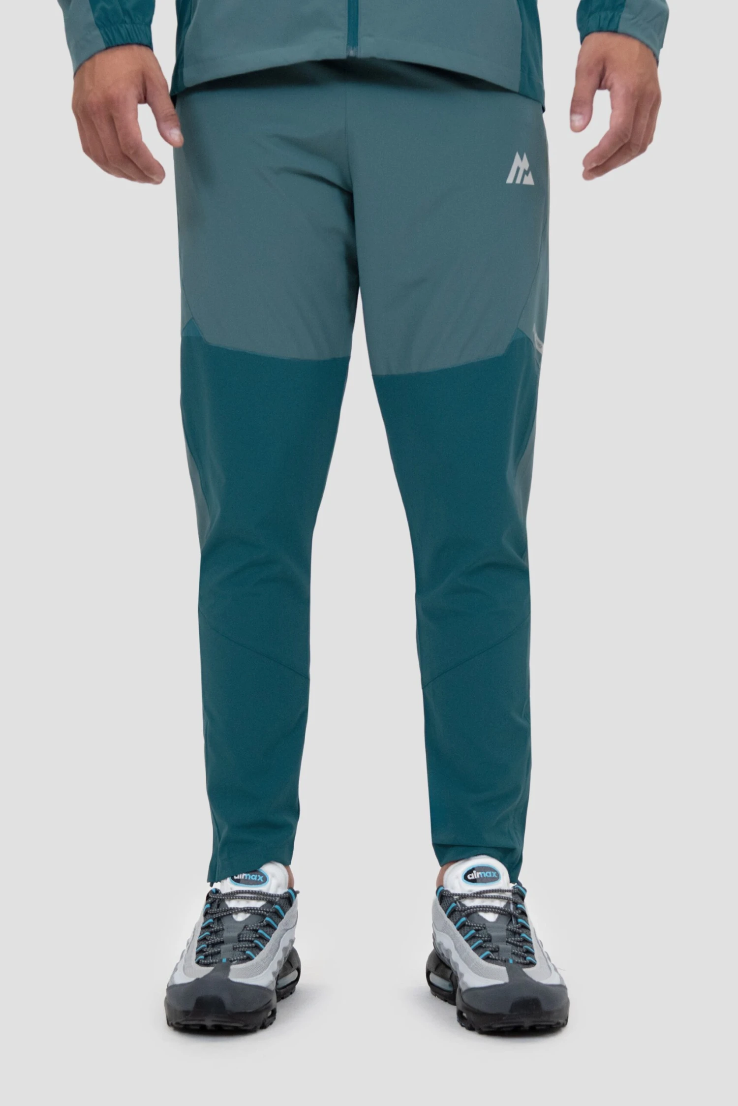 Vector Woven Pant - Cruise/Bayeux Vector Woven Pant - Cruise/Bayeux -MONTIREX CLOHTING SALE VECTOR PANT CRUISE BAYEUX FRONT scaled