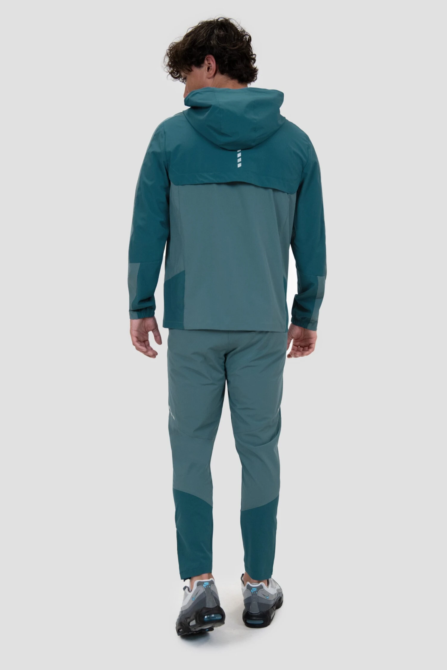 Vector Jacket - Cruise/Bayeux Vector Jacket - Cruise/Bayeux -MONTIREX CLOHTING SALE VECTOR JACKET CRUISE BAYEUX back copy scaled