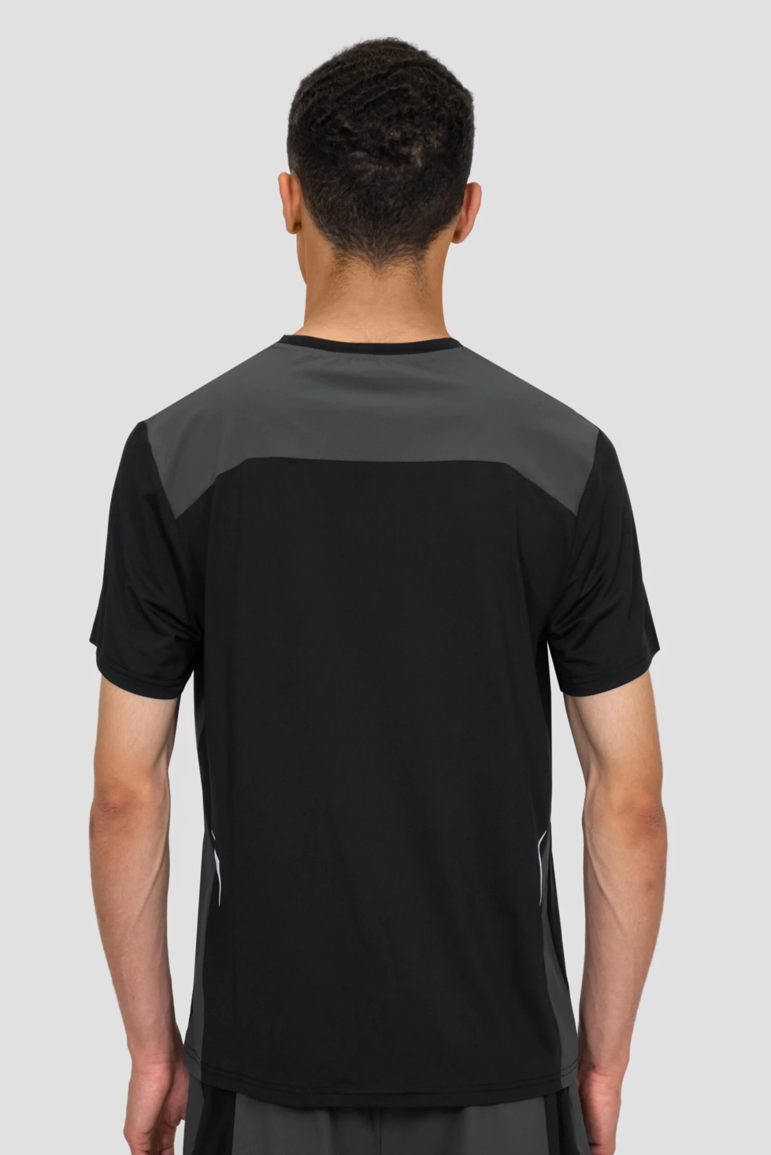 Vista T-Shirt - Black/Asphalt Vista T-Shirt - Black/Asphalt -MONTIREX CLOHTING SALE VISTA T SHIRT ASPHALT BLACK BEAUTY ASPHALT BLACK close back scaled