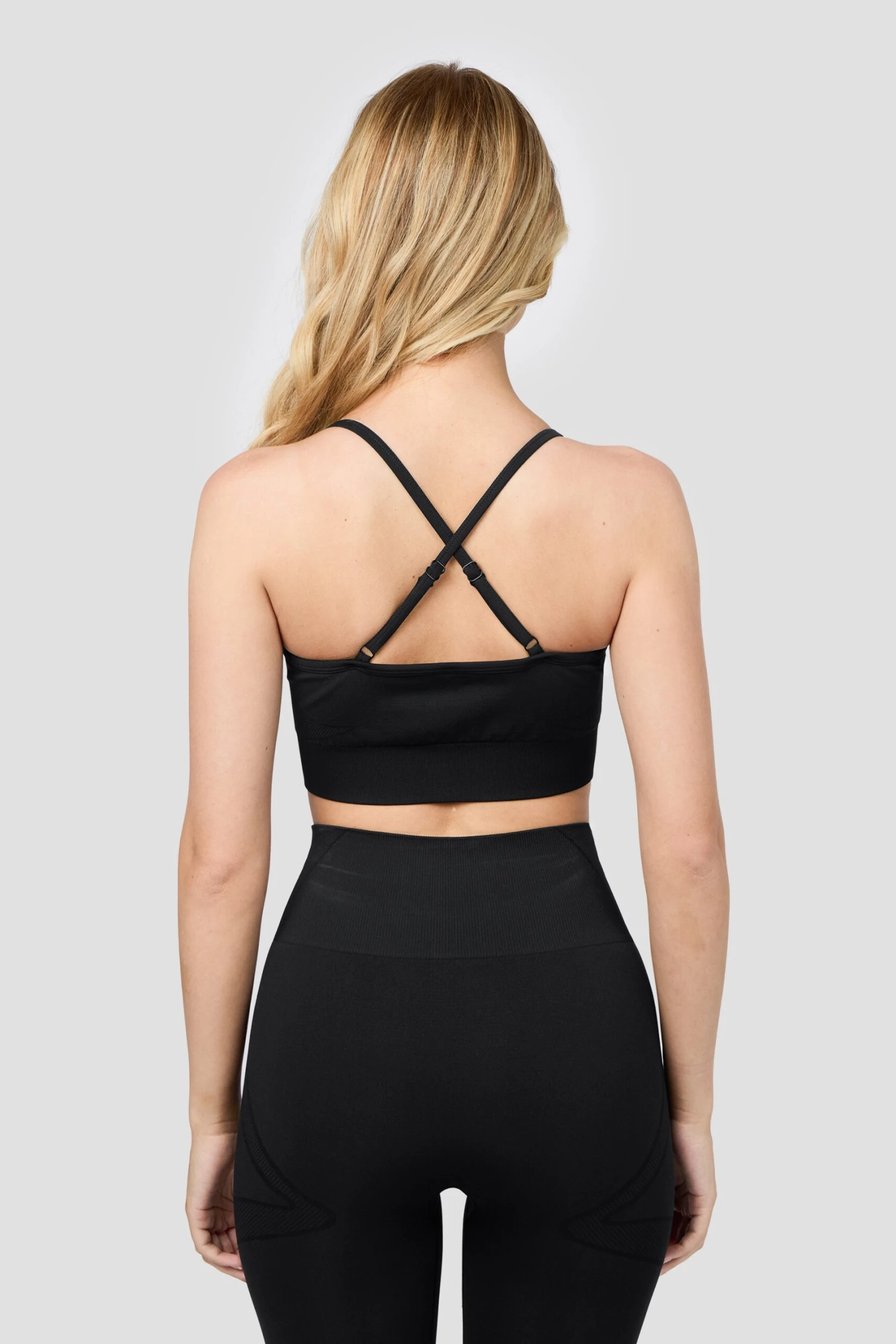 Evolve 2.0 Seamless Bra - Black Evolve 2.0 Seamless Bra - Black -MONTIREX CLOHTING SALE WBYkULseejvzHGibWvTeBkTDFIBut6JYKrsZ05o9G20 scaled