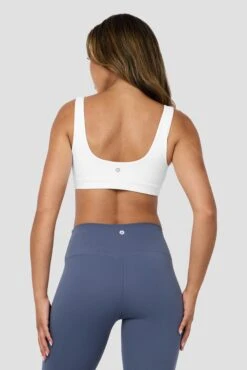 Form Sports Bra - White -MONTIREX CLOHTING SALE XdreOpE3ST85ettu6IBpTqqYIqWXzZ6Yl6gsqWA kz4