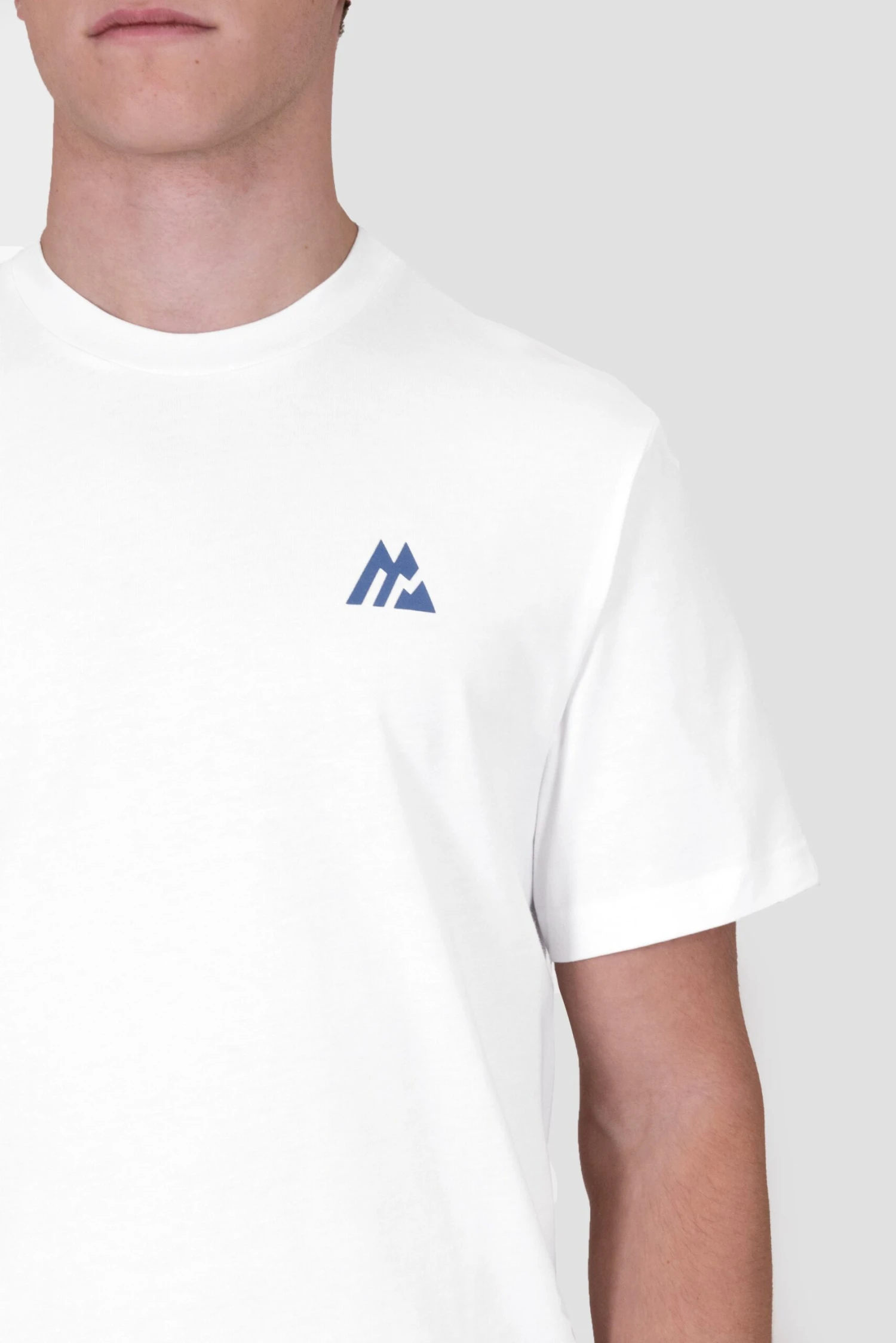 Atlas T-Shirt - White Atlas T-Shirt - White -MONTIREX CLOHTING SALE YLHU7DMWz6D4GooQJjcG9D8PTeyCk7De01gapH L u8 scaled