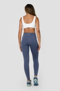 Form Sports Bra - White -MONTIREX CLOHTING SALE b1P1KTiFsRp4Q1Lb9f3TAS3KA2kMcIJVb62QF0Qd OQ