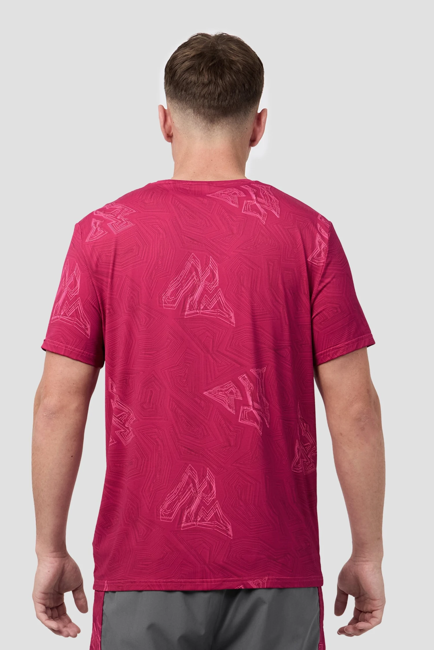 Geo M Print T-Shirt - Cherry Geo M Print T-Shirt - Cherry -MONTIREX CLOHTING SALE fQsZ4rUob7hzixVy0egLZIFkCnqf2UIG3wKoXS8TXVk scaled