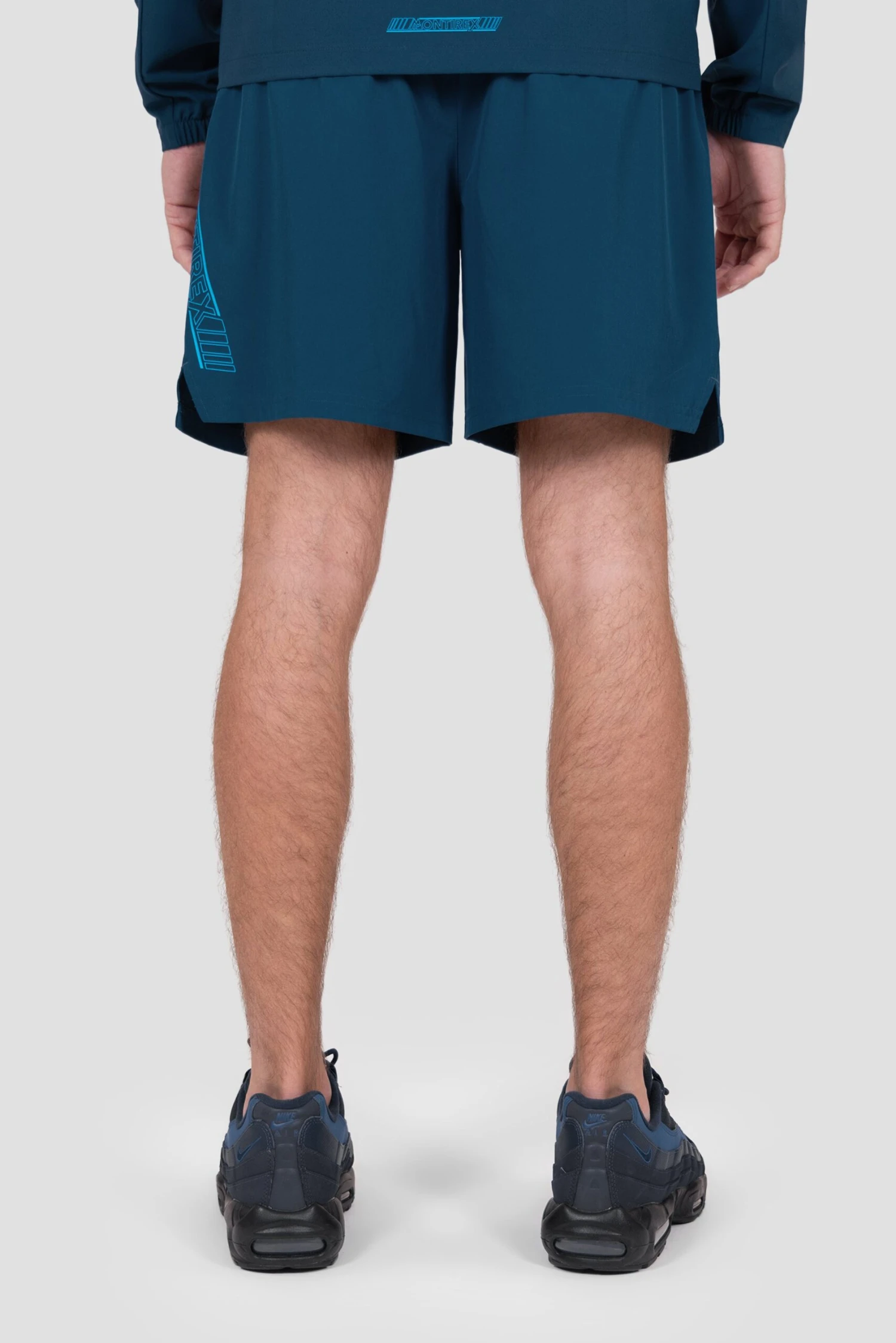 Beta Short - Abyssal/Neon Sky Beta Short - Abyssal/Neon Sky -MONTIREX CLOHTING SALE kIB2e5diNer16ekt2cdQsmia IhQ4srP7VLJ0ehSavQ scaled
