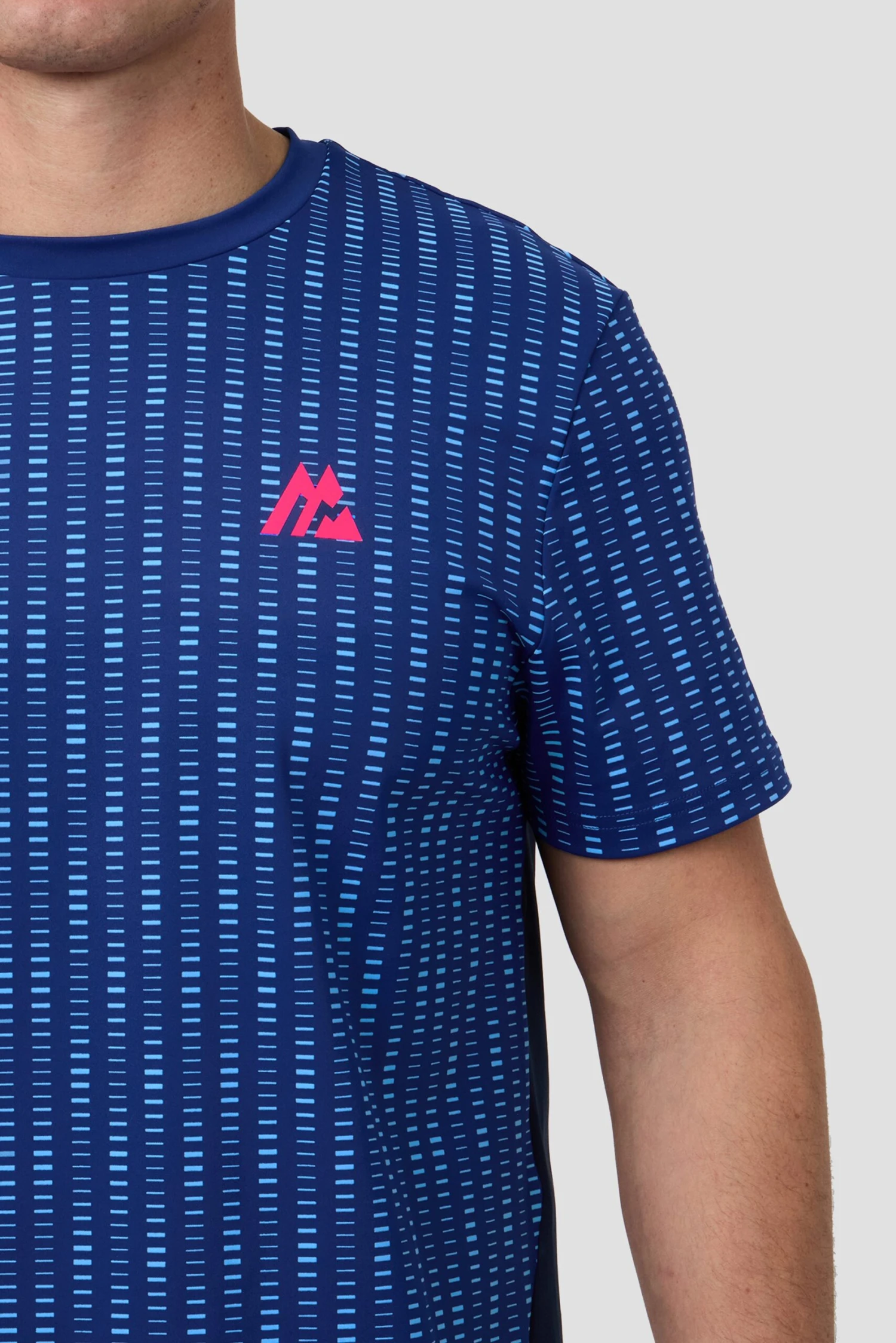 MTX Run Tempo T-Shirt - Marine Blue/Midnight Blue MTX Run Tempo T-Shirt - Marine Blue/Midnight Blue -MONTIREX CLOHTING SALE lDlCKaaTmUfF6iYZR7Igb7I8O7ws2jQRpxCYbUC9zhc scaled