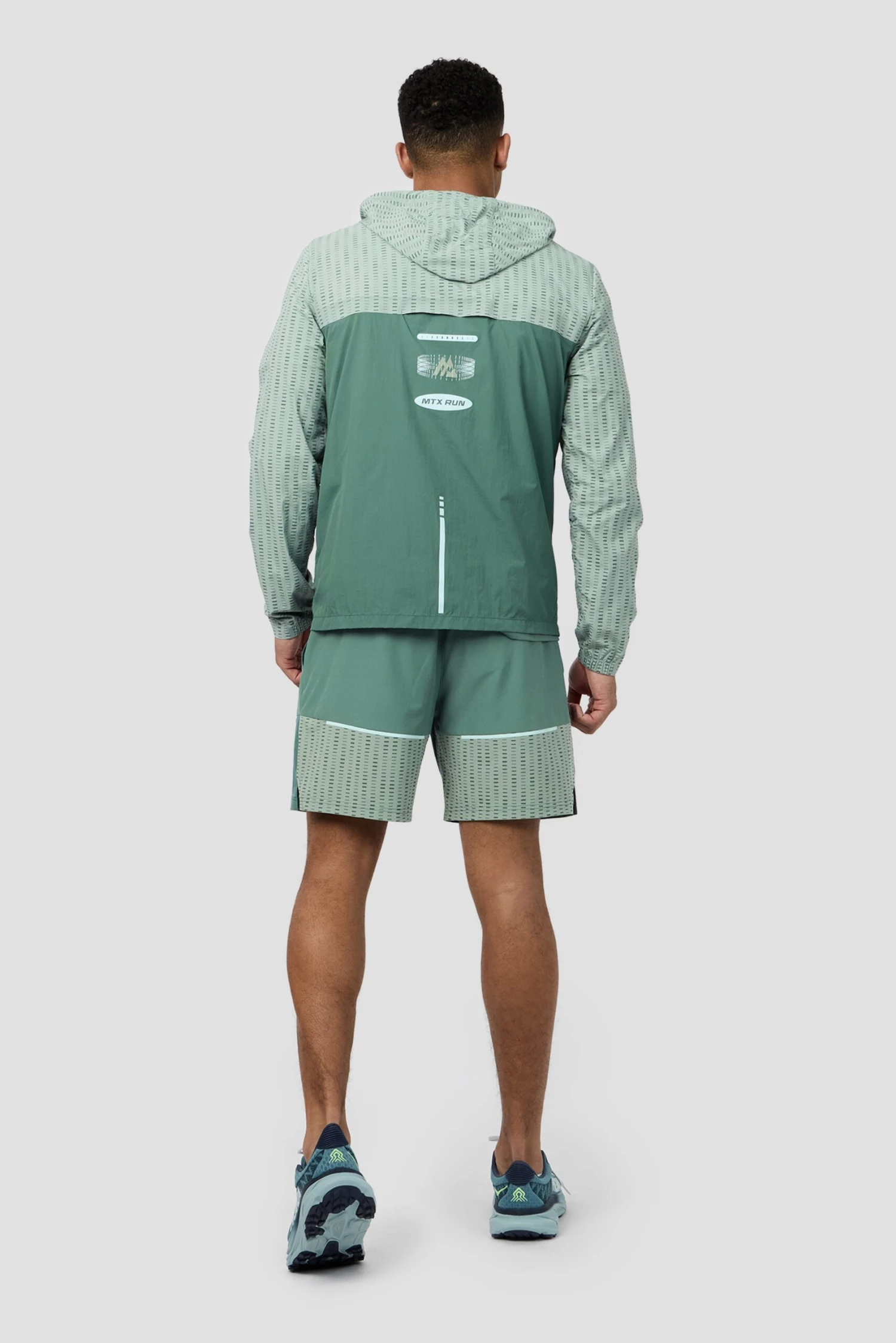 MTX Run Tempo Windbreaker - Feather/Dolphin MTX Run Tempo Windbreaker - Feather/Dolphin -MONTIREX CLOHTING SALE v H95bn3MglagWC7Xq3AliJaLcF0GhE57mFp50FyB2s scaled