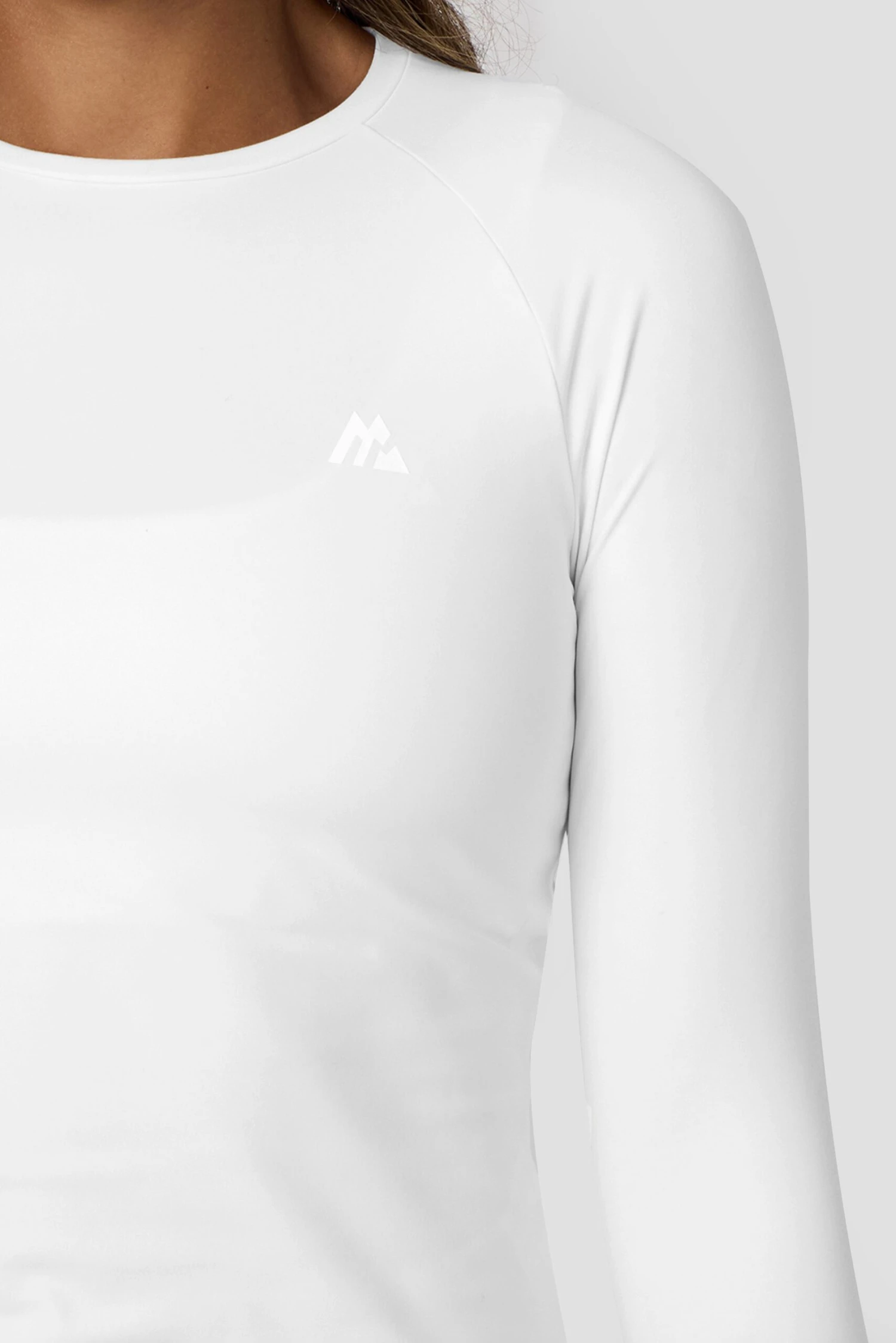 Form Long Sleeve T-Shirt - White Form Long Sleeve T-Shirt - White -MONTIREX CLOHTING SALE vbRK2XM9Fyg5djvNA0FBFqYaTM3FdIUl8ujasv8N3d4 scaled